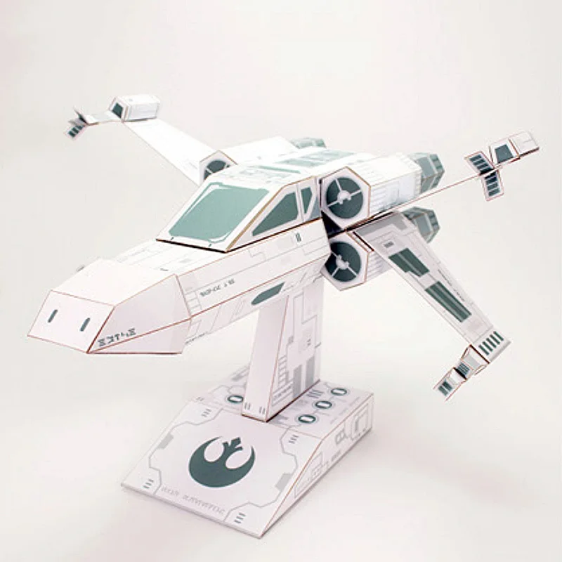 X-WING Fighter modelo de papel - Art Craft Cardboard reseña y precio